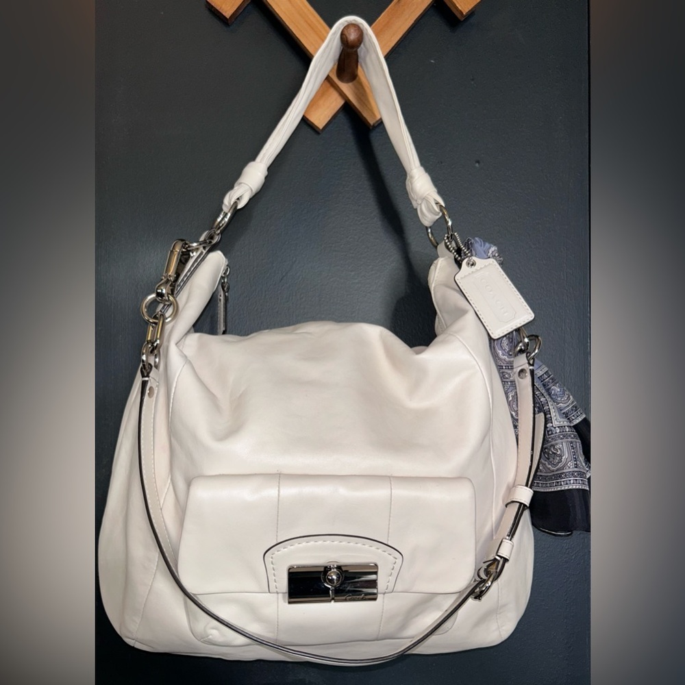 Coach White Leather Shoulder Bag with Silver Hardware